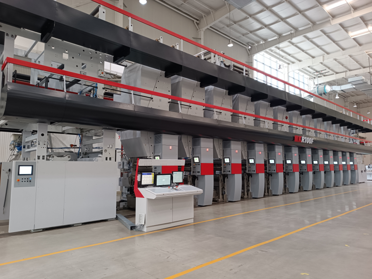 MK R100F  12色組塑料凹印機(jī)
最高速度400m/min，最薄PET膜12μm